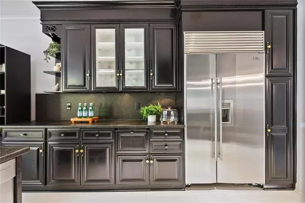 Marietta, GA 30068,748 Noble Oak DR