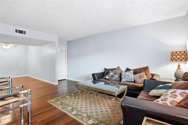 Decatur, GA 30032,3814 Kensingwood TRCE