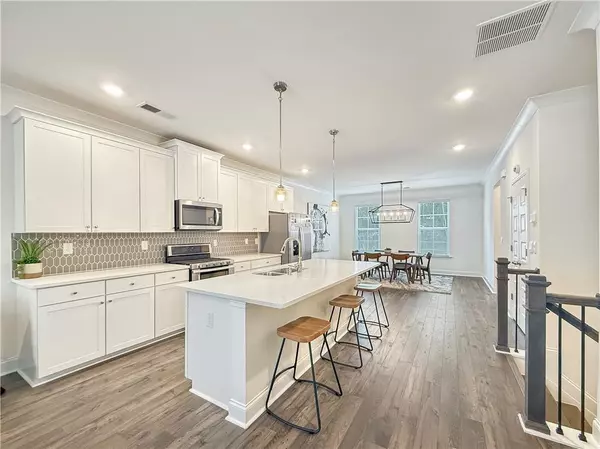 Atlanta, GA 30329,1160 Kendron LN #16