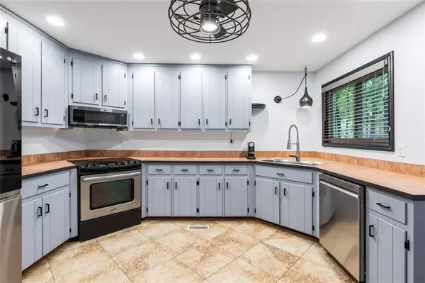 Waleska, GA 30183,102 Jack Pine CT