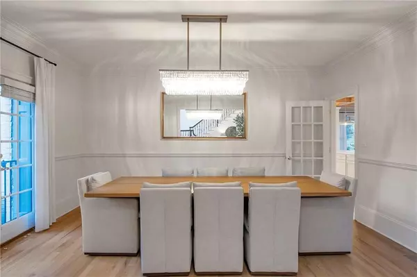 Milton, GA 30004,325 White Columns CT