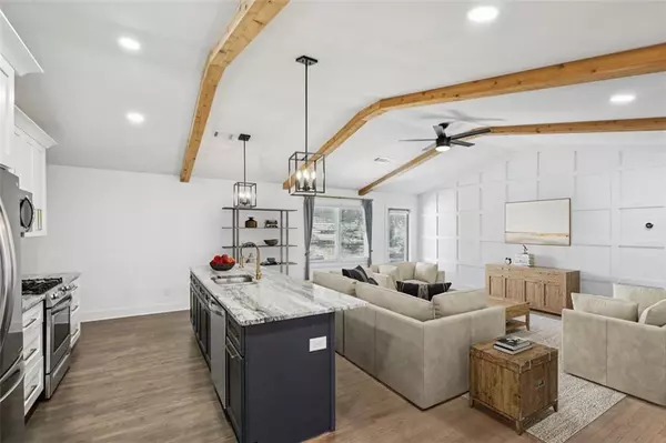 Atlanta, GA 30316,2212 Cloverdale DR SE