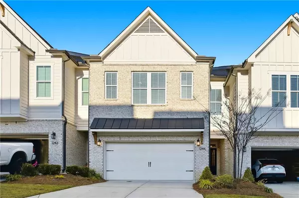 1244 Winterhaven DR, Cumming, GA 30041