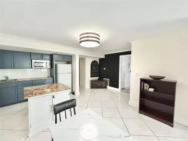 Mcdonough, GA 30253,6031 Ambassador DR