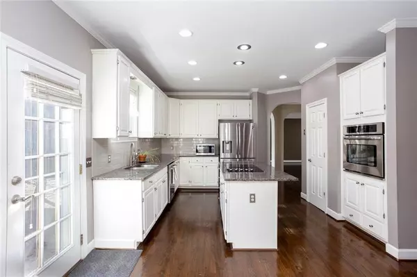 Roswell, GA 30076,11925 Stradford Wood