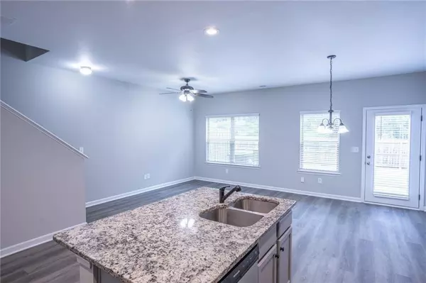 Riverdale, GA 30296,6106 Oak Bend CT