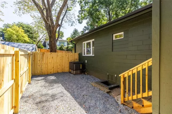 Atlanta, GA 30317,148 BIXBY TER SE