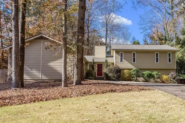 2269 CHIMNEY SPRINGS DR, Marietta, GA 30062