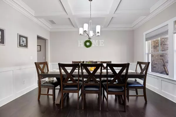 Dallas, GA 30157,73 White Spruce TRL