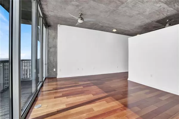 Atlanta, GA 30326,3324 Peachtree RD NE #2507