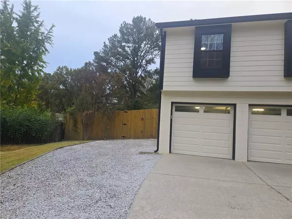 Alpharetta, GA 30022,10405 Meadow Crest LN