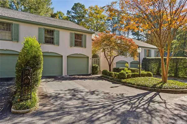 Atlanta, GA 30307,19 Mooregate SQ