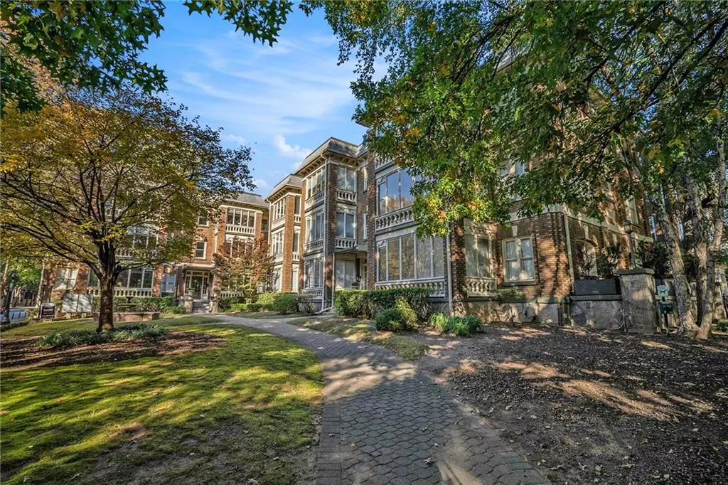 Atlanta, GA 30309,272 14th ST NE #23