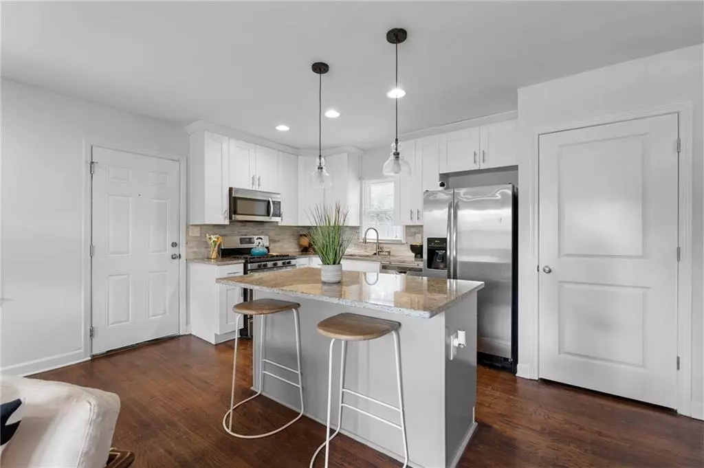 Decatur, GA 30032,2474 Habersham DR