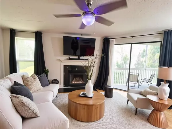 Tucker, GA 30084,6379 WEDGEVIEW CT