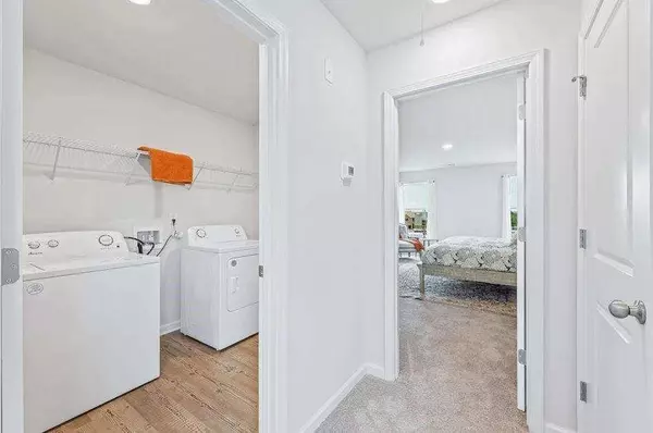 Flowery Branch, GA 30542,5165 Sidney Square DR