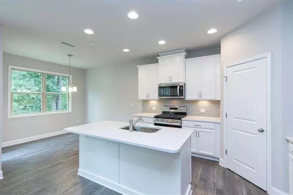 Woodstock, GA 30188,207 Jonquil Spring DR