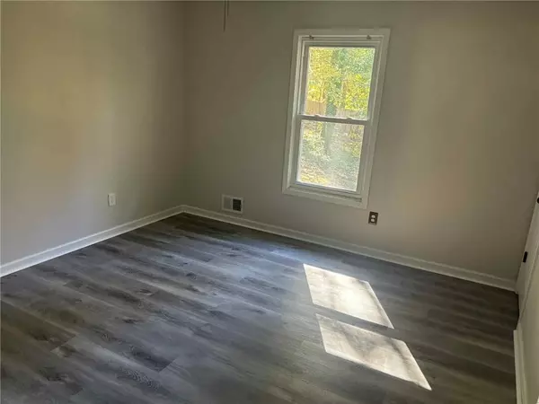 Stone Mountain, GA 30088,5027 Post Road CT