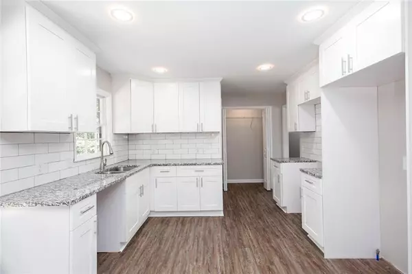 Canton, GA 30115,2099 Scott RD