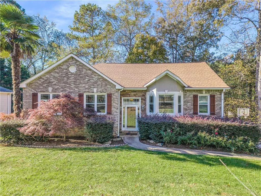 Cumming, GA 30041,5470 Linger Longer RD