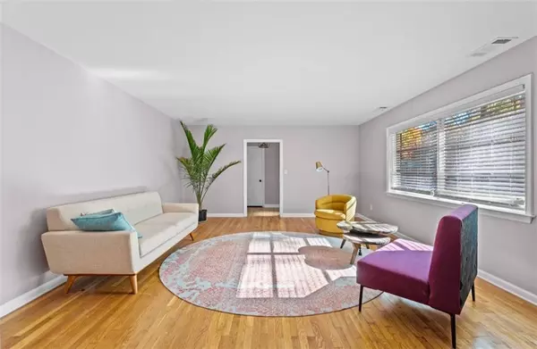 Decatur, GA 30033,2150 Azalea CIR