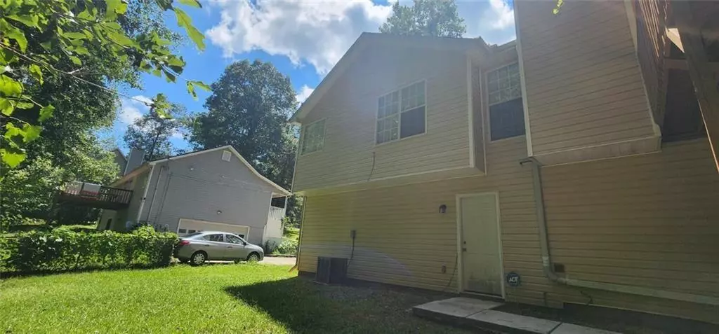 2184 HAMPTON TRL SE, Conyers, GA 30013