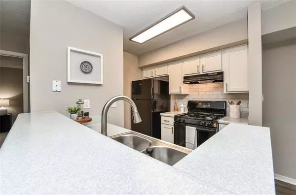 Lithia Springs, GA 30122,670 Thornton RD #0506