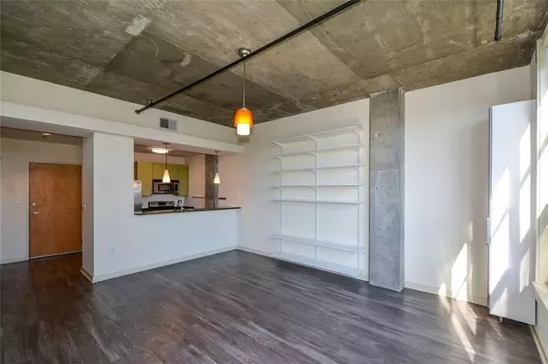 Atlanta, GA 30307,245 N HIGHLAND AVE NE #402