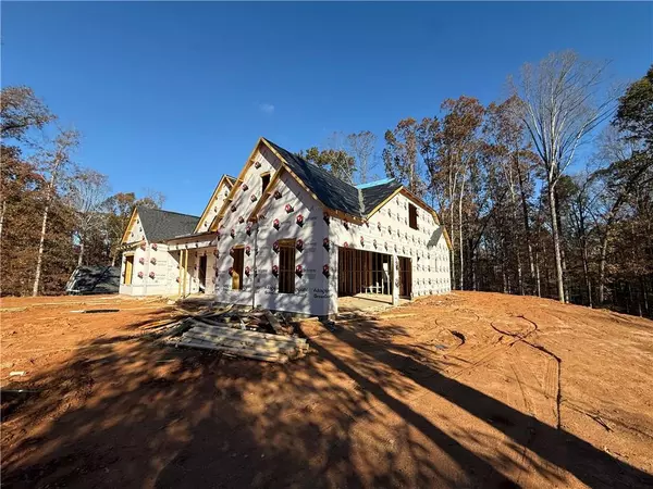 Pendergrass, GA 30567,91 LENTEN ROSE LN