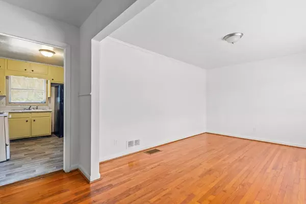 Decatur, GA 30035,4010 Emerald Lake DR