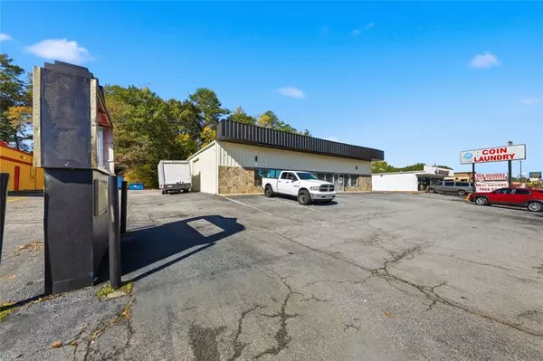 Riverdale, GA 30271,6843 HIGHWAY 85