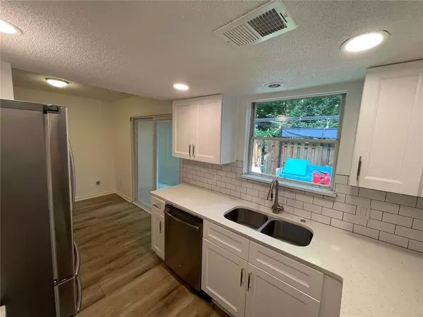 Atlanta, GA 30338,4416 Chowning WAY