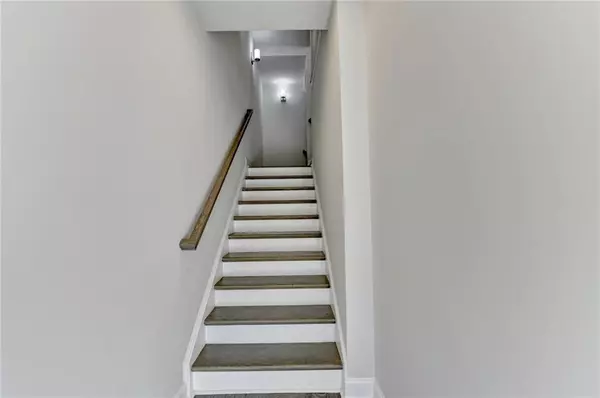 Brookhaven, GA 30319,1372 Live Oak LN