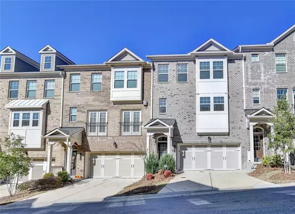 1372 Live Oak LN, Brookhaven, GA 30319