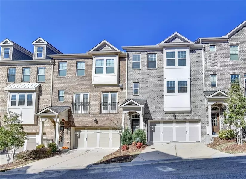 1372 Live Oak LN, Brookhaven, GA 30319