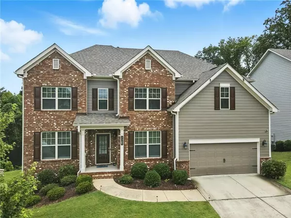 3950 Grandview Manor DR, Cumming, GA 30028