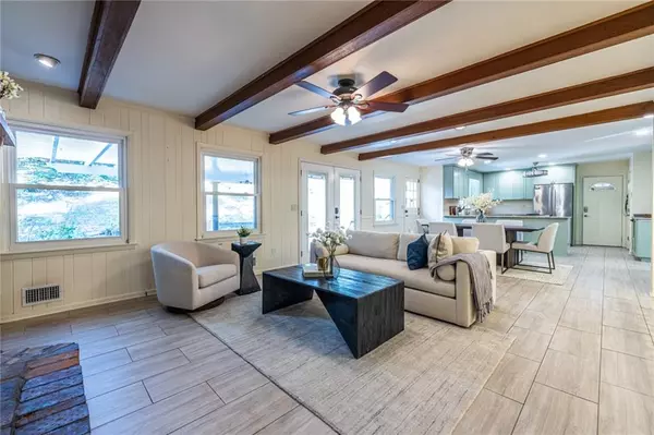 Avondale Estates, GA 30002,1067 Hess DR