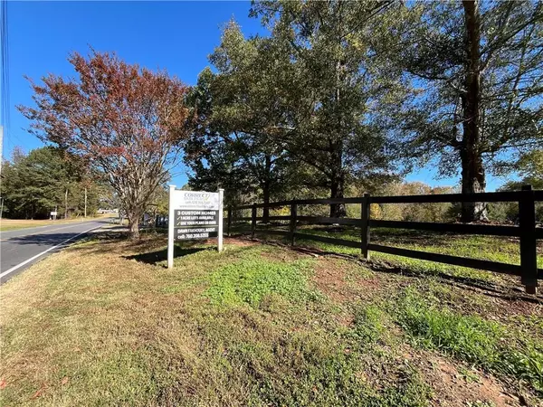 Dacula, GA 30019,1982 Fence RD