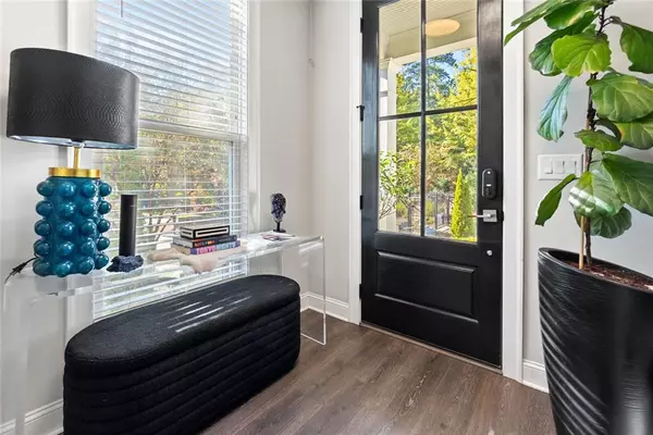 Roswell, GA 30075,1002 Towneship WAY