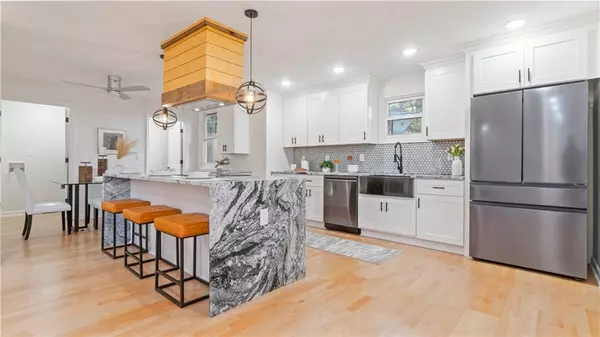 Atlanta, GA 30311,2720 NW Hedgewood DR NW