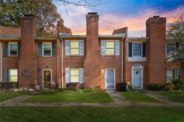 489 Little RD SE, Marietta, GA 30067