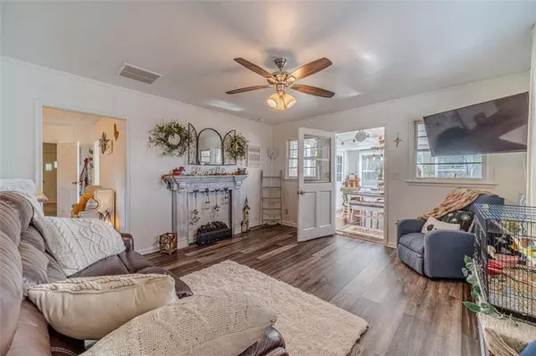 Buford, GA 30519,1965 HOLLAND PARK DR