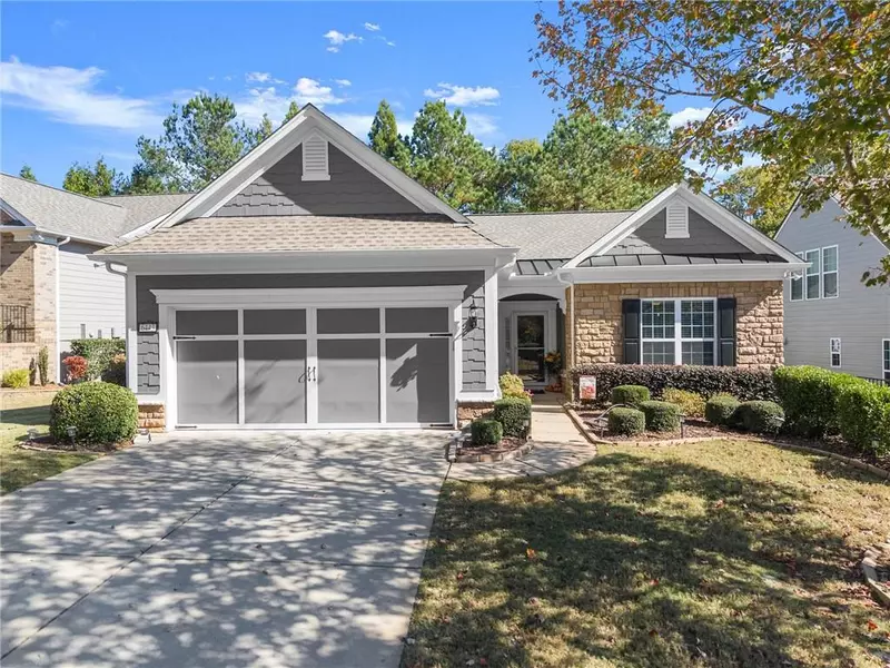 6443 Autumn Crest LN, Hoschton, GA 30548