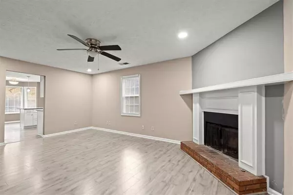 Woodstock, GA 30188,326 Farm Place CT NE