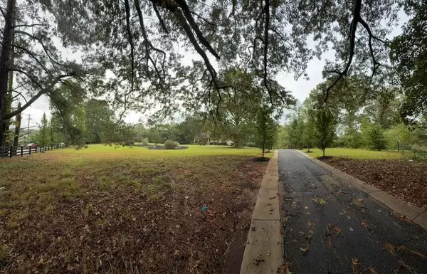 Acworth, GA 30102,1463 Kellogg Creek RD