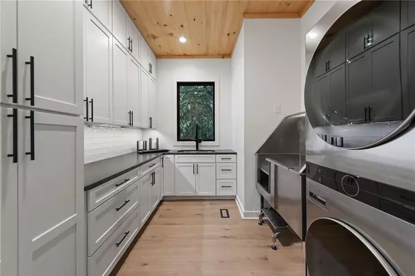 Morganton, GA 30560,261 Big Valley Drive