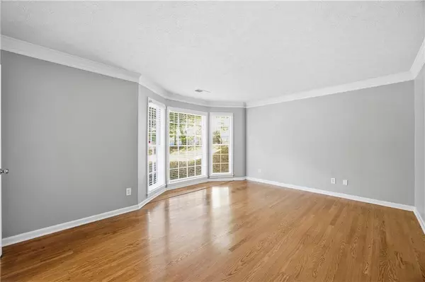 Roswell, GA 30076,590 Ridgemont DR