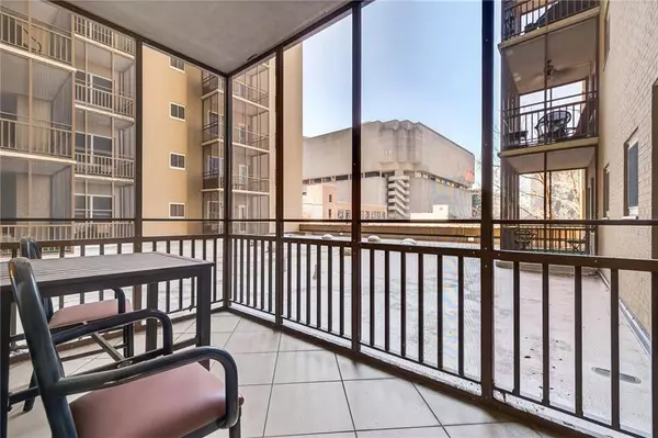 Atlanta, GA 30308,300 Peachtree ST NE #G2