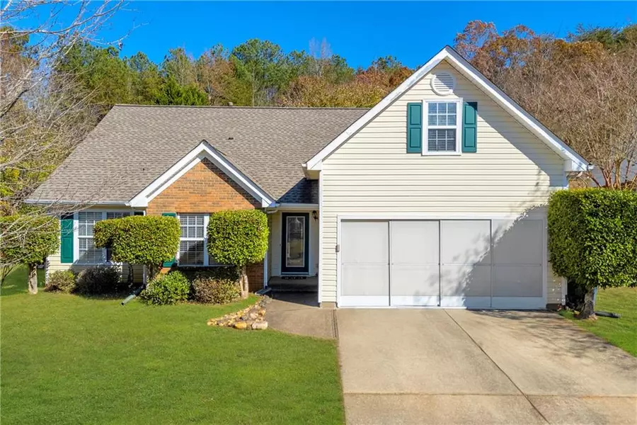 6225 S Port DR, Flowery Branch, GA 30542