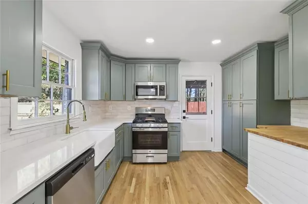 Marietta, GA 30060,3004 MICHAEL DR SW